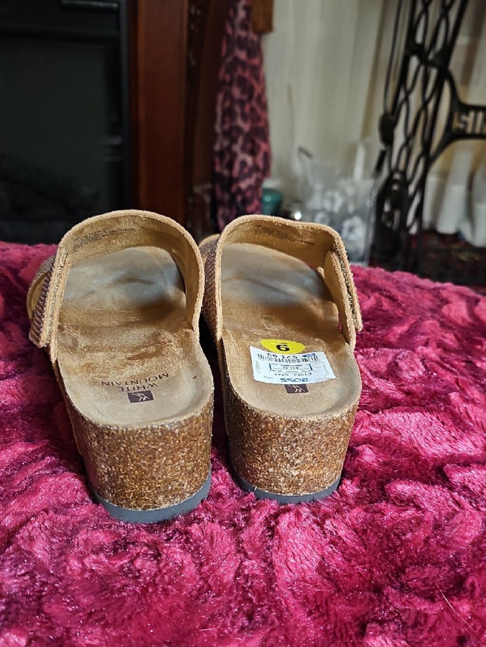 White Mountain Gold Sparkle Slide Sandals - Picture 6 of 9